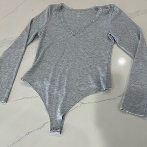 American Eagle long-sleeve Gray ribbed bodysuit lace-trim V-neck Women’s XL